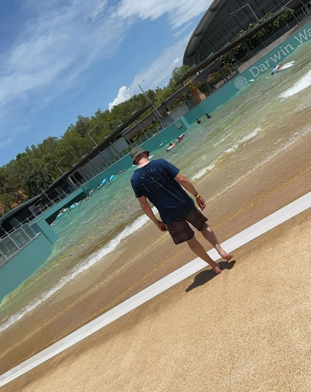 Wave Lagoon